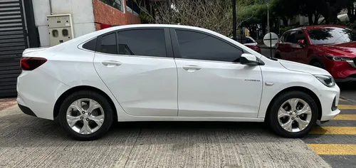 Chevrolet Onix 1.0T Premier Sedan At
