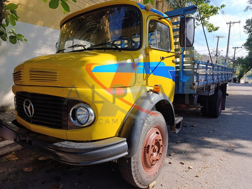 Mercedes Benz 1113 4x2 Com Carroceria