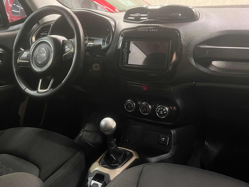 Jeep Renegade 1.8 Flex 5p