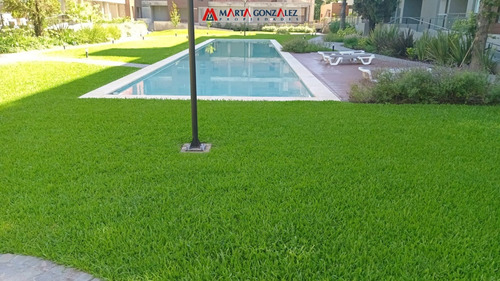 Condominio Acorus Leloir