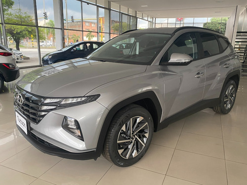 Imagen 3 de 15 de Hyundai Tucson Nx4 Attraction Mecánica 2023
