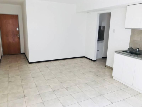 Imagen 6 de 11 de Departamento De 1 Dormitorio En Venta Barrio Mártin