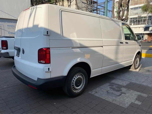 Imagen 7 de 12 de Volkswagen Transporter 2021 2.0 Cargo Van Mt