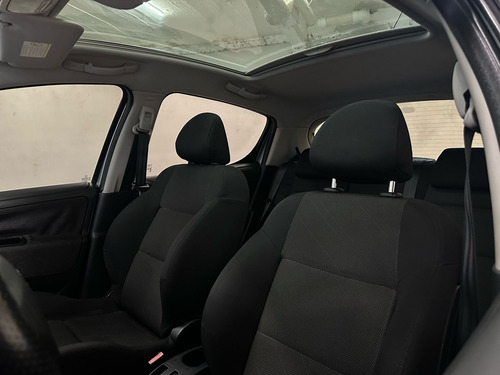 Peugeot 207 1.6 Sedan Xt Premium