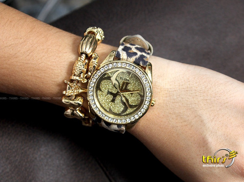Relogio Guess Feminino W0627l7 Com Cristais - 40 Mm Oiginal