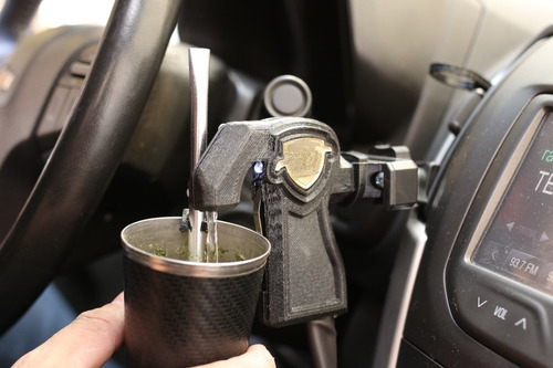 Garrafa Térmica Tereré Jet 3.8l Série Golden + Suporte Carro