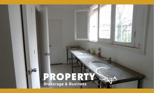 Venta Casona Con Anteproyecto De Edificio En Ñuñoa Of-70