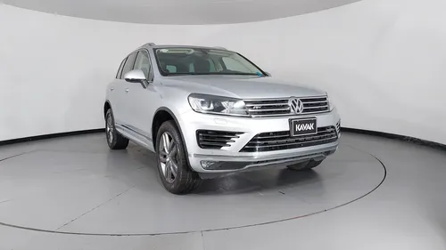 Volkswagen Touareg 4.2 V8 R-LINE