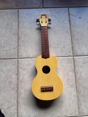Ukelele Mahalo Mk1 Amarillo Amarillo (Usado)
