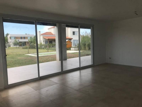 Imagen 8 de 16 de Casa En Venta En Barbarita