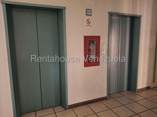 Se Vende Apartamento Prados Del Este. Mb