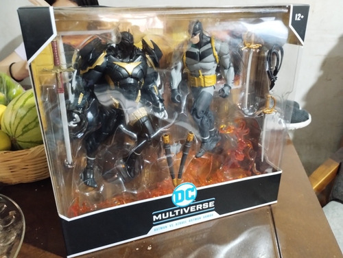 Dc Multiverse Figura Batman Vs Azrael Batman Armor 2021 (Usado)