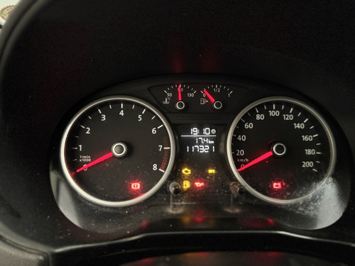 Volkswagen Voyage 1.0 MI 8V FLEX 4P MANUAL