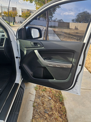 Ford Ranger 2.5 Xlt Cabina Doble 4x2 Mt