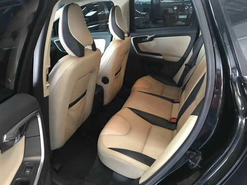Volvo Xc60 2.0 T5 R Design Turbo Gasolina 4p Automático