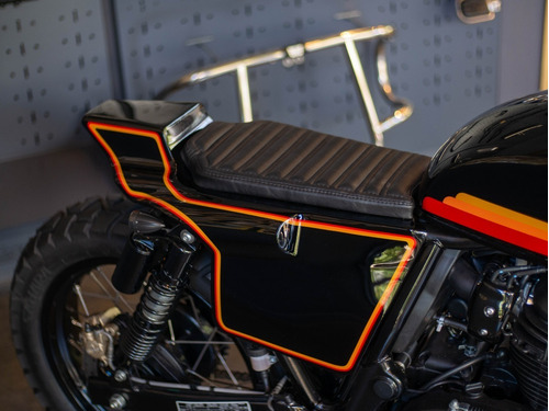 Imagen 10 de 25 de Royal Enfield Interceptor Flat Track Customizada