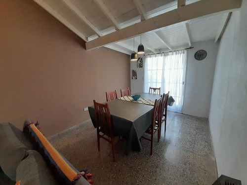 Imagen 5 de 23 de Casa Amplia En Pleno Centro De Monte Grande