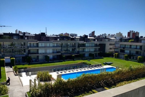 Imagen 3 de 10 de Departamento 2 Ambientes Con Cochera Escucha Oferta