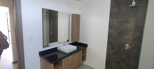 Casa Nueva A Estrenar, Ultima Disponible, En Conjunto Seguro De Solo 8 Casas