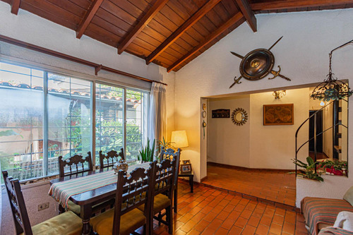 Casa En Olivos