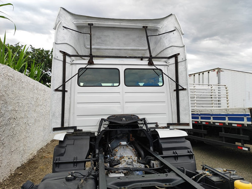 Mercedes Benz Mb 1718 Ano 2012 Toco No Chassi.