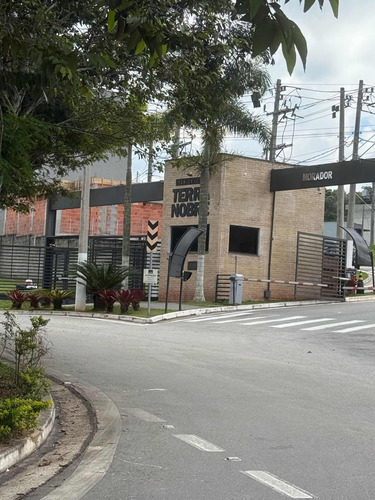 Excelente Terreno 135m2 - Quitado. Cond. Terra Nobre