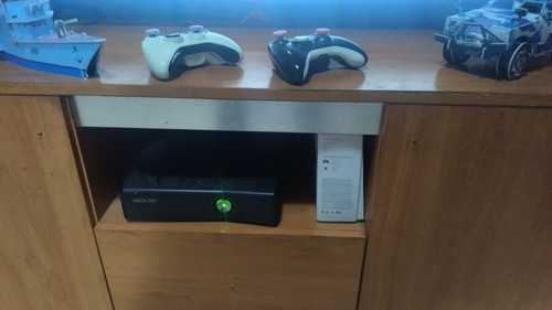 Xbox 360 Slim