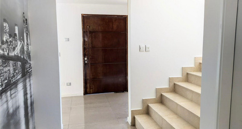Casa En Alquiler Temporario 4 Dormitorios En Albanueva, Rincón De Milberg, Tigre