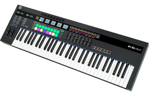 Controlador De Teclado Midi Novation 61 Sl Mkiii