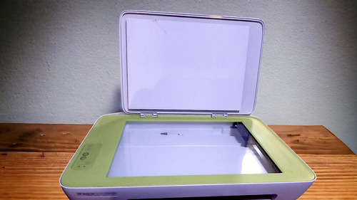Impresora Hp Deskjet Ink Advantage 2135 Multifunción Blanco Verde Lima (Usado)
