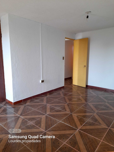 Se Vende Casa Amplia En Avenida (101243)