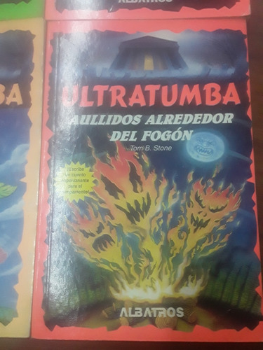 Tom Stone - Ultratumba Lote X 5 Libros - Drácula Aullidos (Usado)