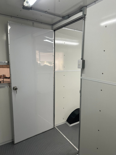 Oficina Móvil Caseta Móvil Multypanel Con Baño 8x24 2x6 Mts