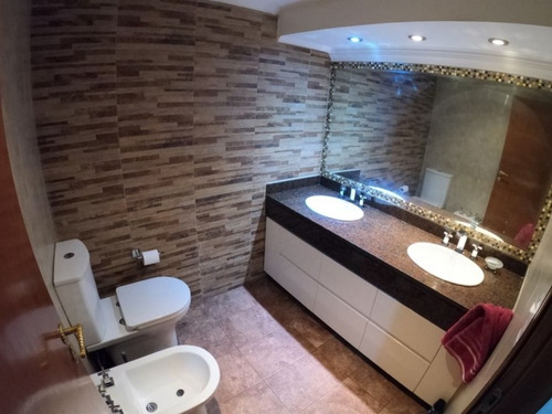Imagen 5 de 11 de Chalet En Venta En Villa Sarmiento