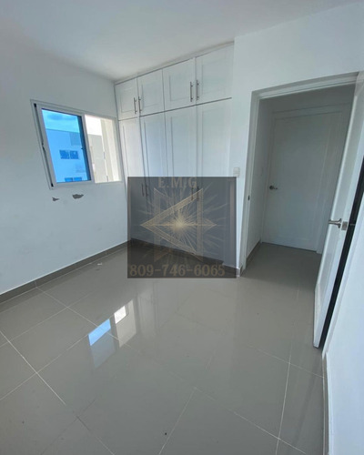 Elegante Apartamento En Torre En Los Cerro De Gurabo