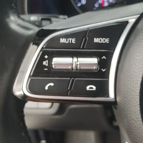 Kia Cerato Vivro 2021 Automático