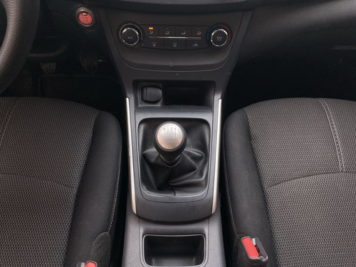 Imagen 15 de 18 de Nissan Sentra Se Sd Mt 2018 - 1800cc