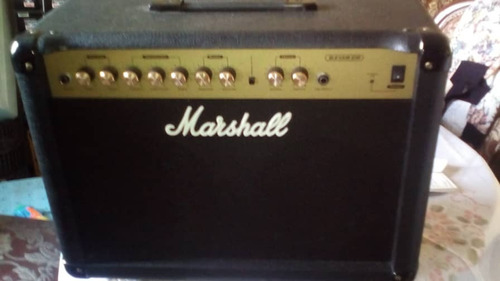 Imagen 1 de 5 de Amplificador Marshall