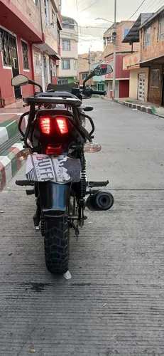 Pulsar 180 Gt