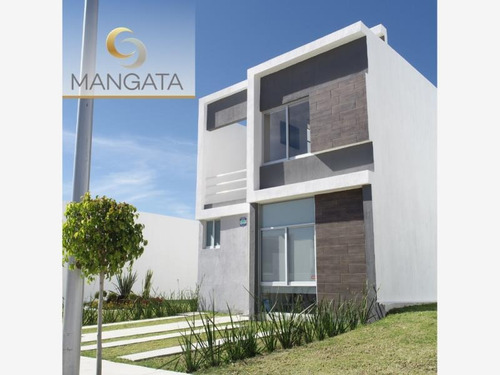 Casa Sola En Venta Mangata
