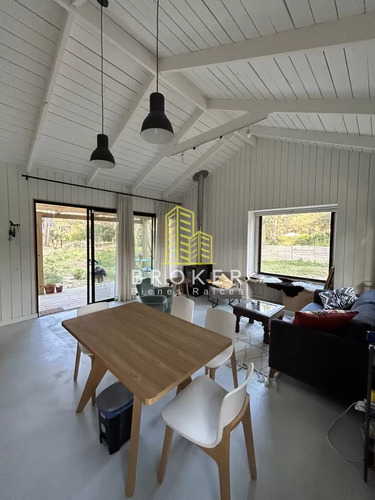 Venta De Casa De Un Dormitorio En Barra Verde. Punta Del Este, Uruguay.