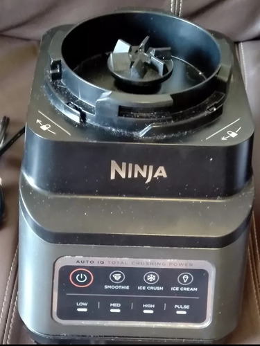 Base Licuadora Ninja Bn701 