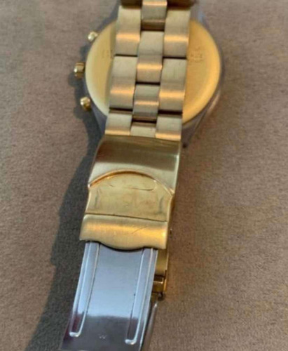Relógio Swatch Dourado