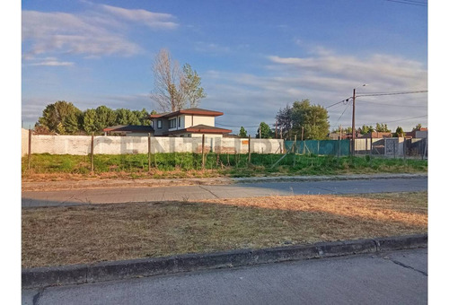 Terreno En Venta, A Cuadras Mall Vivo