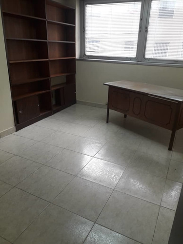 Imagen 8 de 9 de Oficinas San Bernardino