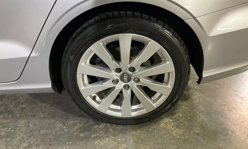 Audi A3 COD Select 1.4 lt Turbo
