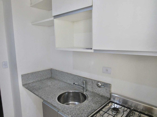 Monoambiente Amplio Al Frente C/amenities