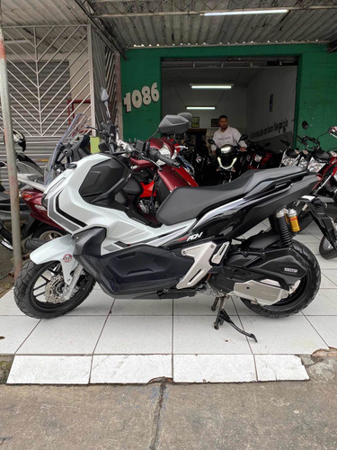 Imagem 3 de 10 de Honda Adv 150