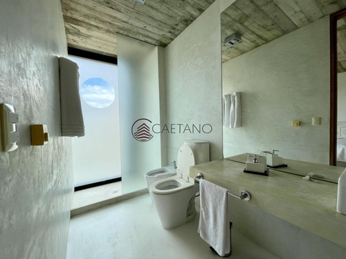 Hermosa Casa En Primera Linea !!!- Ref: 2675
