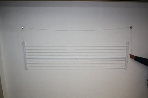 Imagen 4 de 9 de Tender De Pared Höllsen No Se Oxida Y 2.50 Metros De Ancho